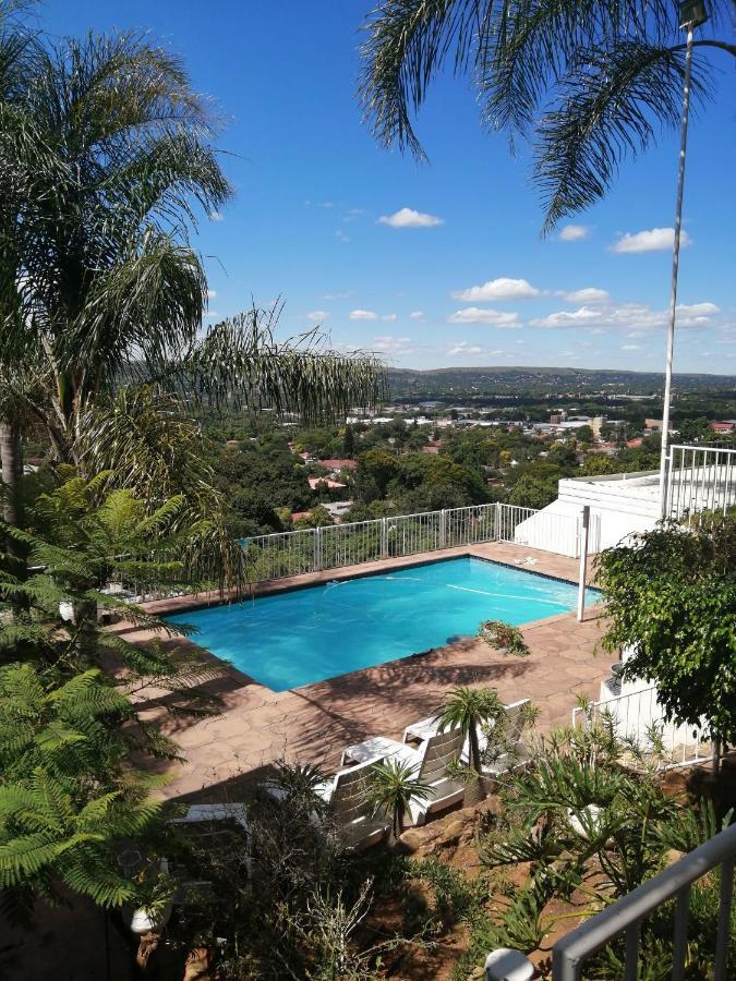 Palm View Guest House Претория Экстерьер фото