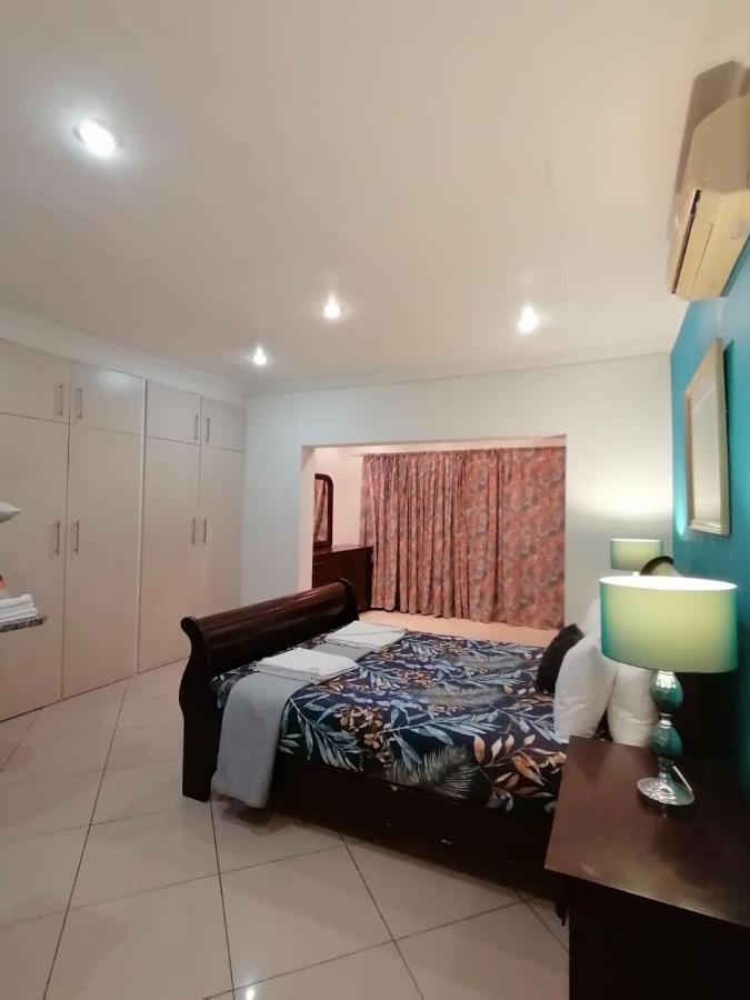 Palm View Guest House Претория Экстерьер фото