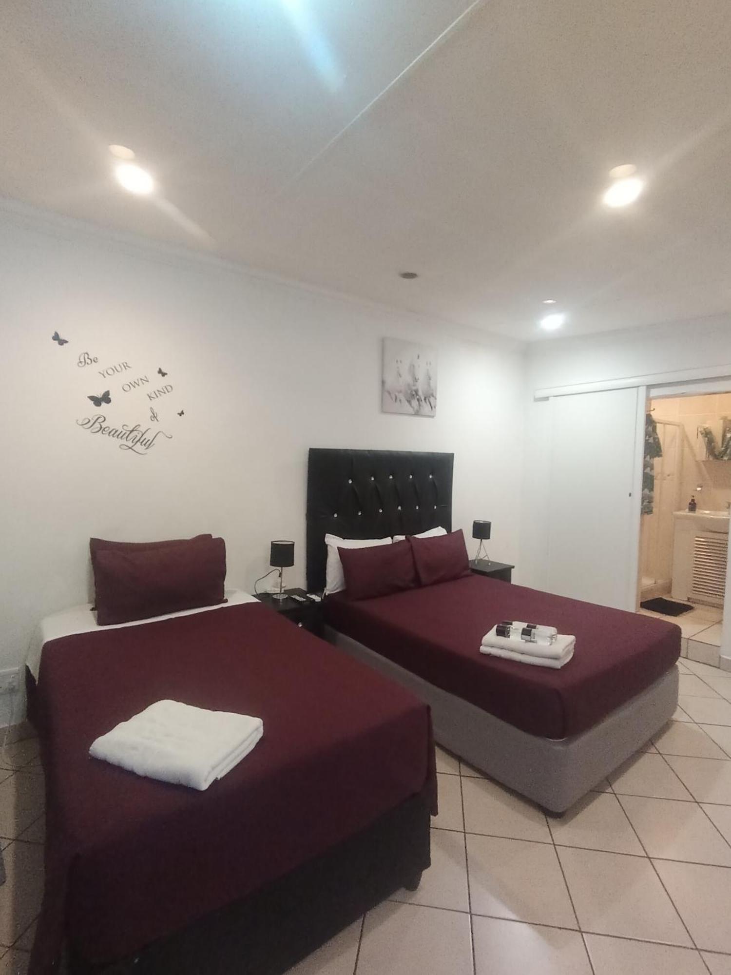 Palm View Guest House Претория Номер фото